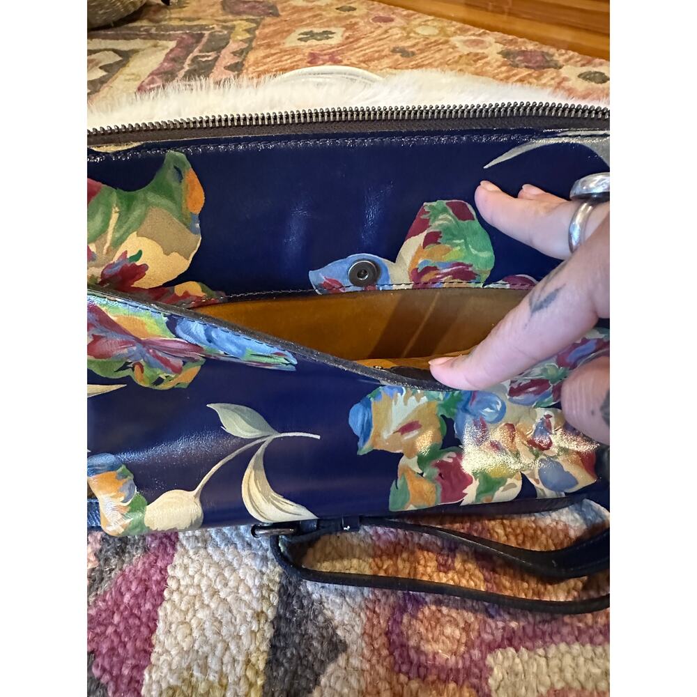 Patricia Nash Avellino Le Fleur Floral Leather Crossbody Navy Multicolor - Picture 4 of 7